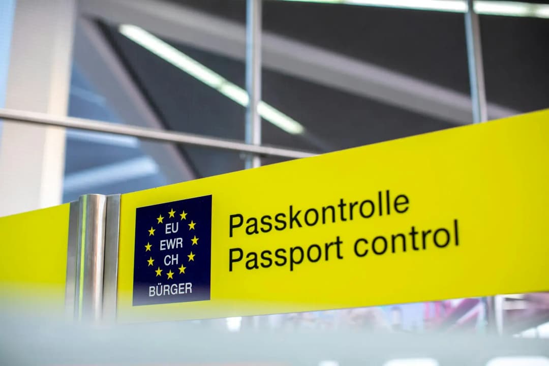 Immigration permit to Ukraine